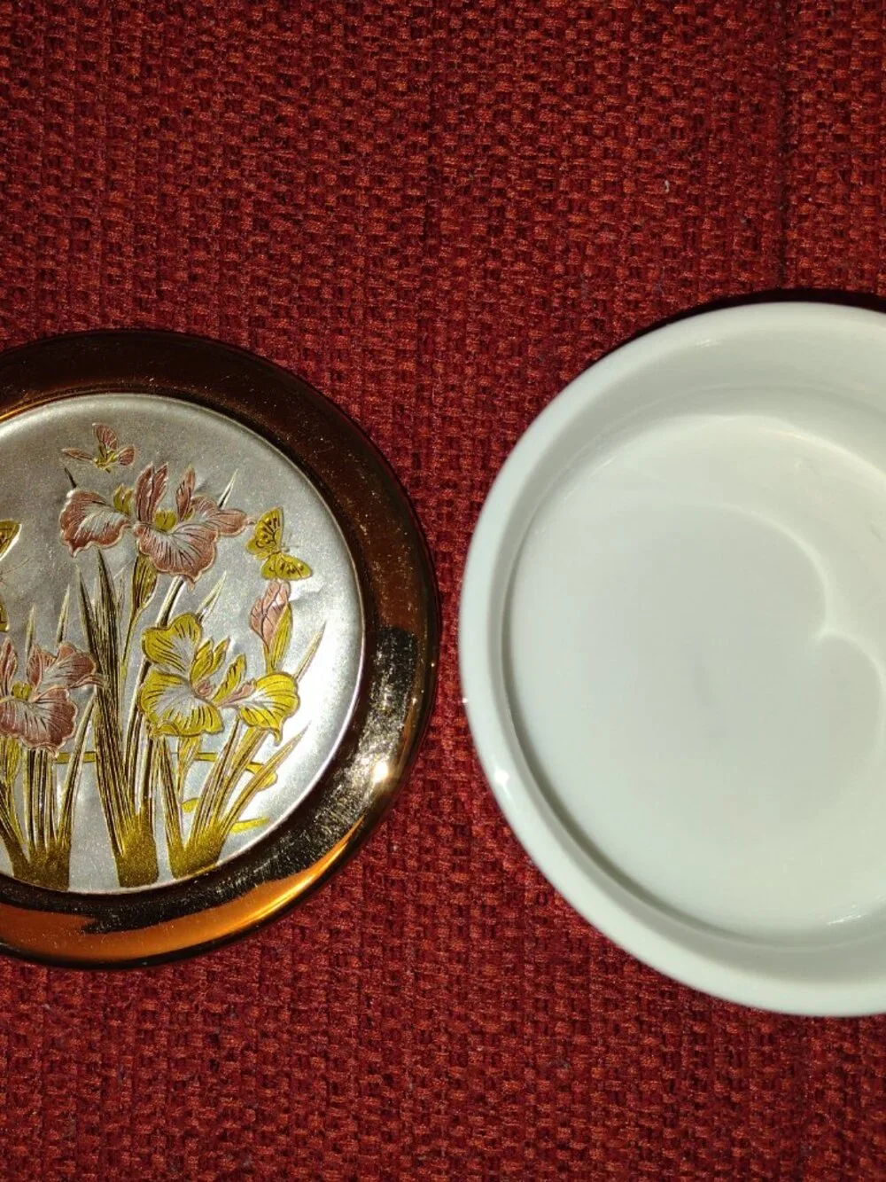 The Art of Chokin Trinket Jewelry Box w Lillies and Butterflys, 24K Gold Trim